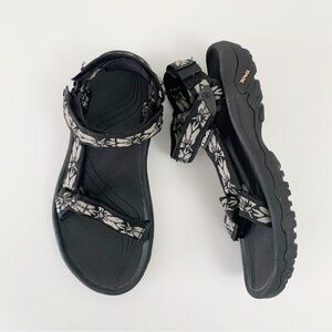 Teva Hurricane XLT Women's Hiking Sandals ~ 7